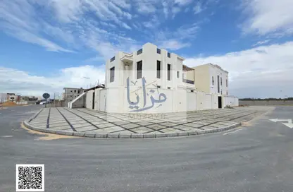 Villa - 5 Bedrooms - 6 Bathrooms for sale in Al Helio 2 - Al Helio - Ajman