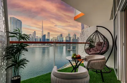 Apartment - Studio - 1 Bathroom for rent in Millennium Binghatti Residences - Business Bay - Dubai