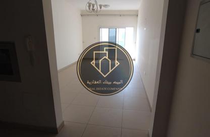 Apartment - 2 Bedrooms - 2 Bathrooms for rent in Al Jurf 2 - Al Jurf - Ajman Downtown - Ajman