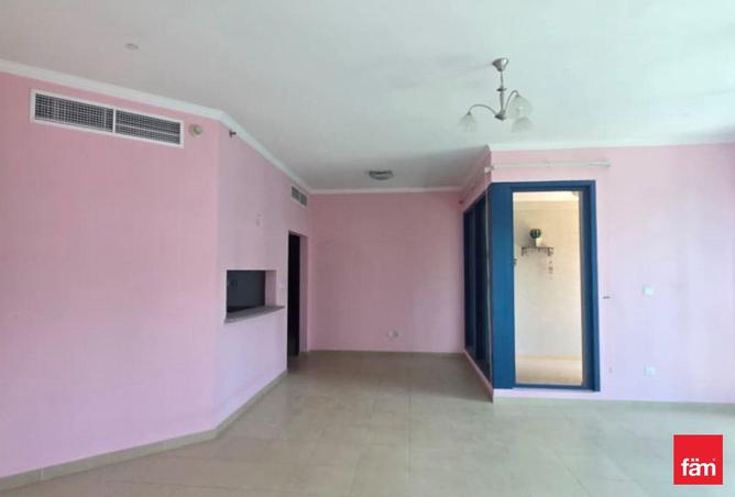 106403252 - Property Image 3