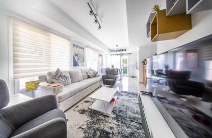 Villa - 2 - 3 for sale in Springs 6 - The Springs - Dubai