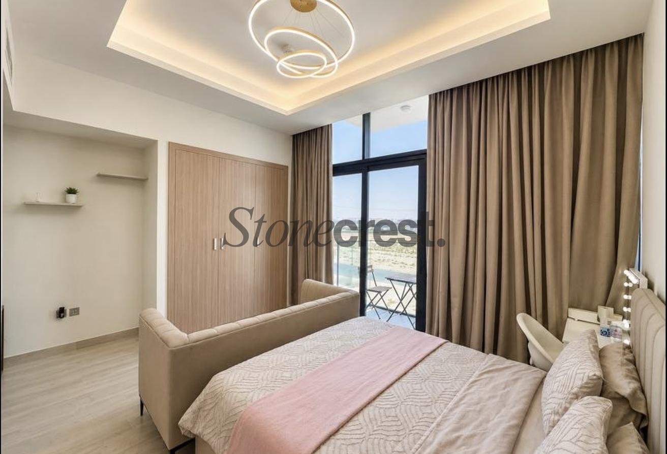 12 Cheques | Furnished | Vacant | Pool view photo 7