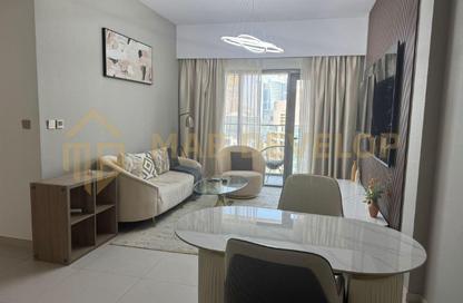 Apartment - 2 Bedrooms - 2 Bathrooms for rent in Burj Royale - Downtown Dubai - Dubai