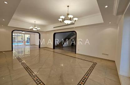 Villa - 5 Bedrooms - 5 Bathrooms for rent in Umm Suqeim 1 Villas - Umm Suqeim 1 - Umm Suqeim - Dubai Villa - 5 Bedrooms - 5 Bathrooms for rent in Umm Suqeim 1 Villas - Umm Suqeim 1 - Umm Suqeim - Dubai