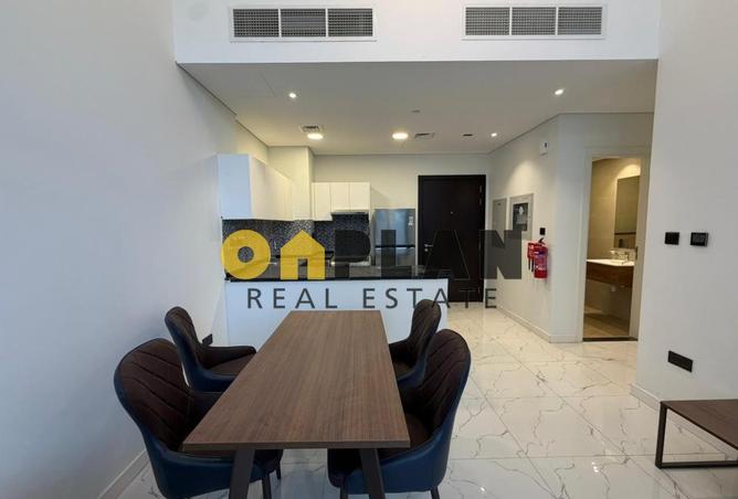 2-bed apartment in The Gate · Terrace — photo 3
