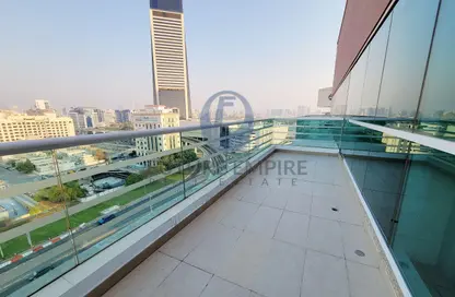 Apartment - 2 Bedrooms - 3 Bathrooms for rent in Emerald Oud Metha - Oud Metha - Bur Dubai - Dubai