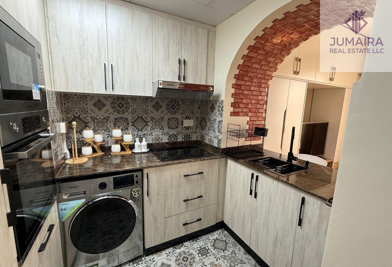 Luxury Upgraded Studio | High-End Furniture |