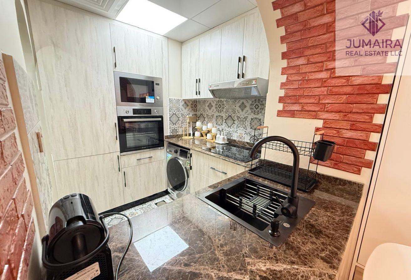 Luxury Upgraded Studio | High-End Furniture |