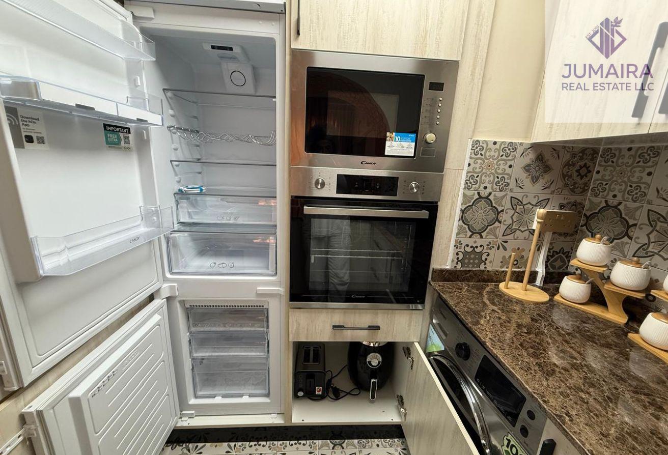 Luxury Upgraded Studio | High-End Furniture |