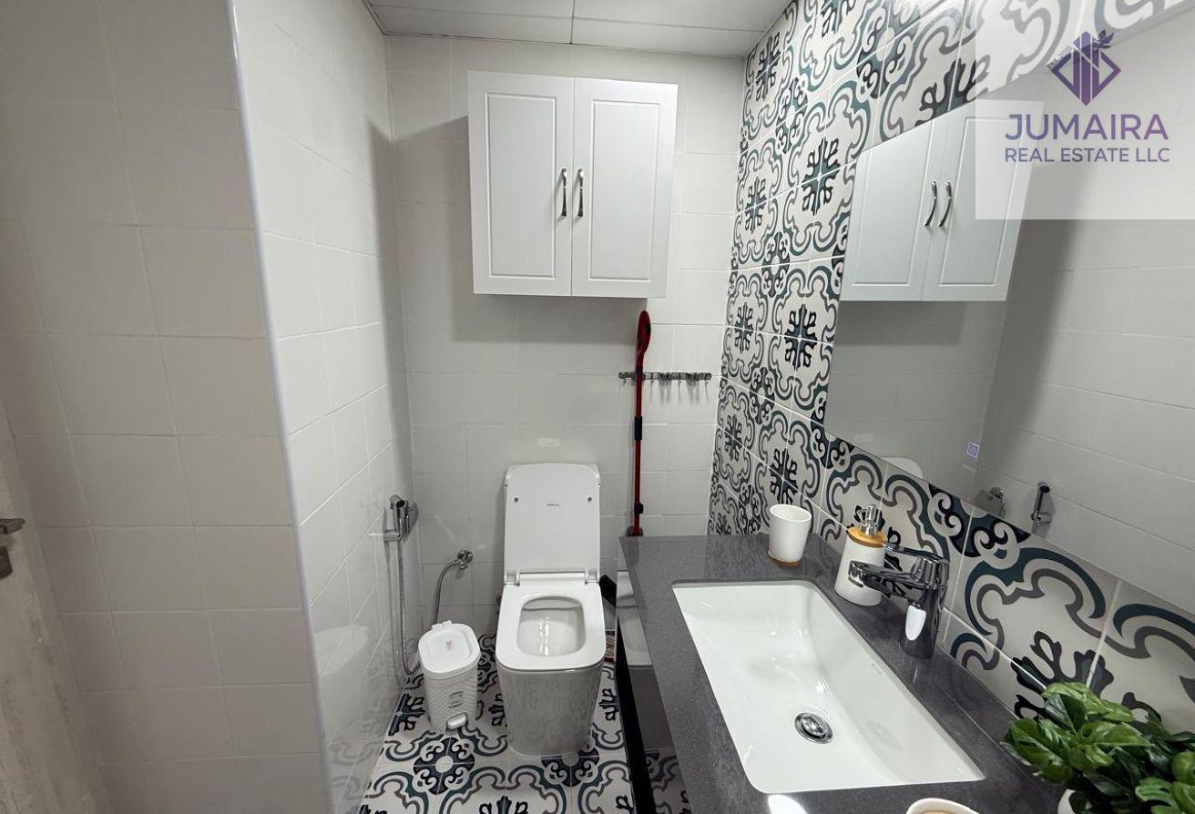 Luxury Upgraded Studio | High-End Furniture |