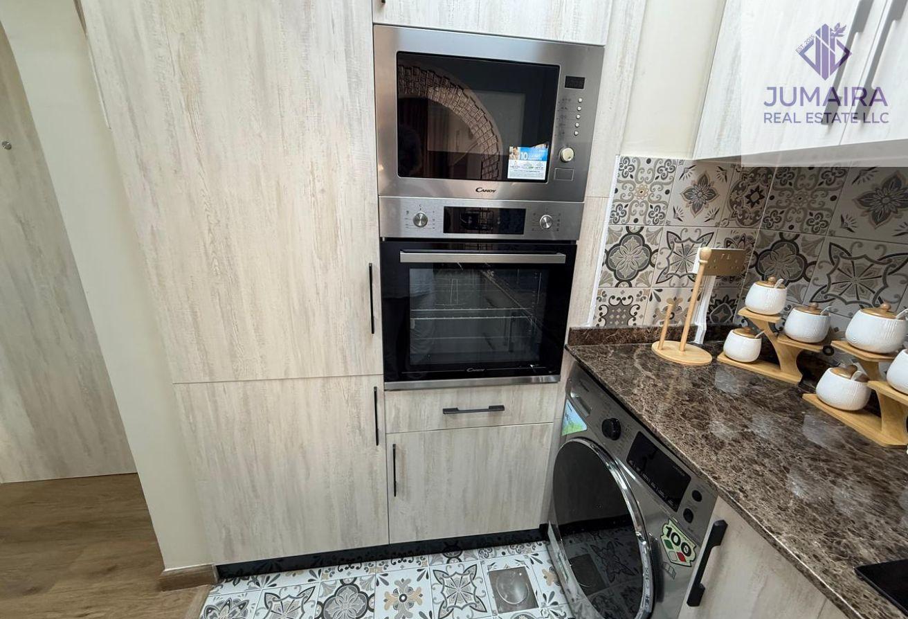 Luxury Upgraded Studio | High-End Furniture |
