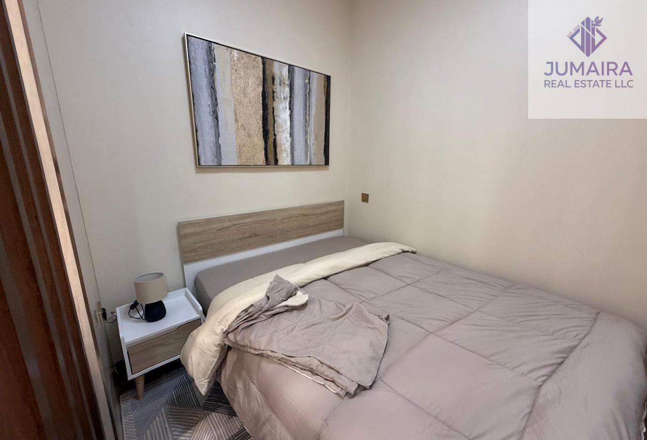 Luxury Upgraded Studio | High-End Furniture |