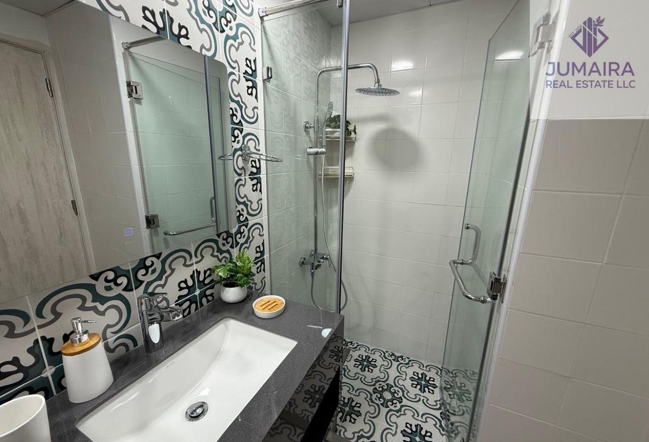 Luxury Upgraded Studio | High-End Furniture |