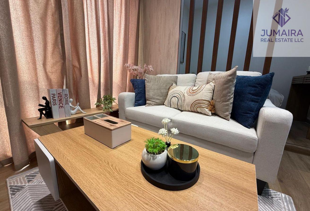 Luxury Upgraded Studio | High-End Furniture |