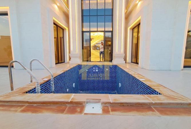 100864925 - Property Image 3