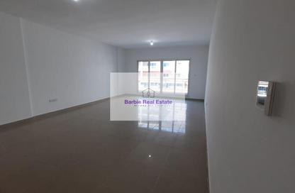 Apartment - 1 Bedroom - 2 Bathrooms for rent in Al Reef Downtown - Al Reef - Abu Dhabi