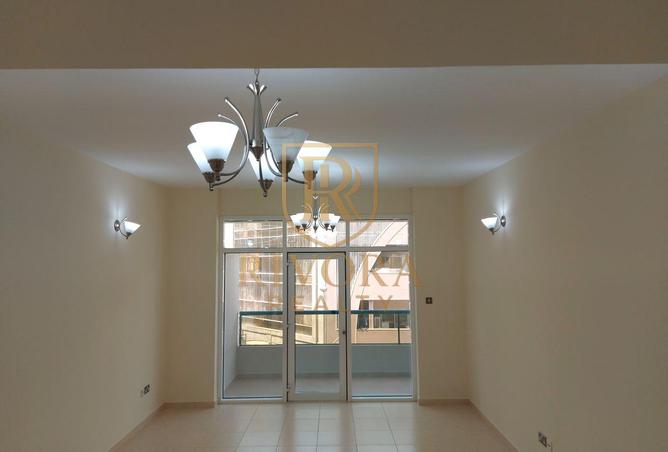 121980008 - Property Image 2