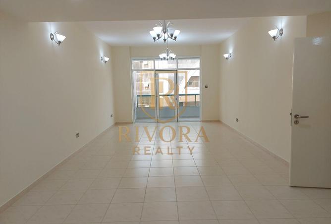 121980008 - Property Main Image