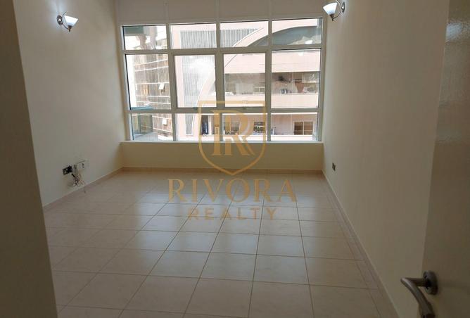 121980008 - Property Image 3