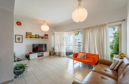 Apartment - 2 Bedrooms - 2 Bathrooms for rent in Al Dhafra 3 - Al Dhafra - Greens - Dubai