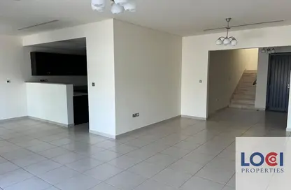 فيلا - 3 غرف نوم - 4 حمامات للايجار في فلل النخيل - الضاحية 12 - قرية جميرا الدائرية - دبي