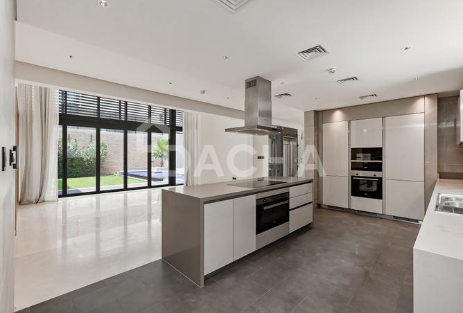 136110279 - Property Image 3