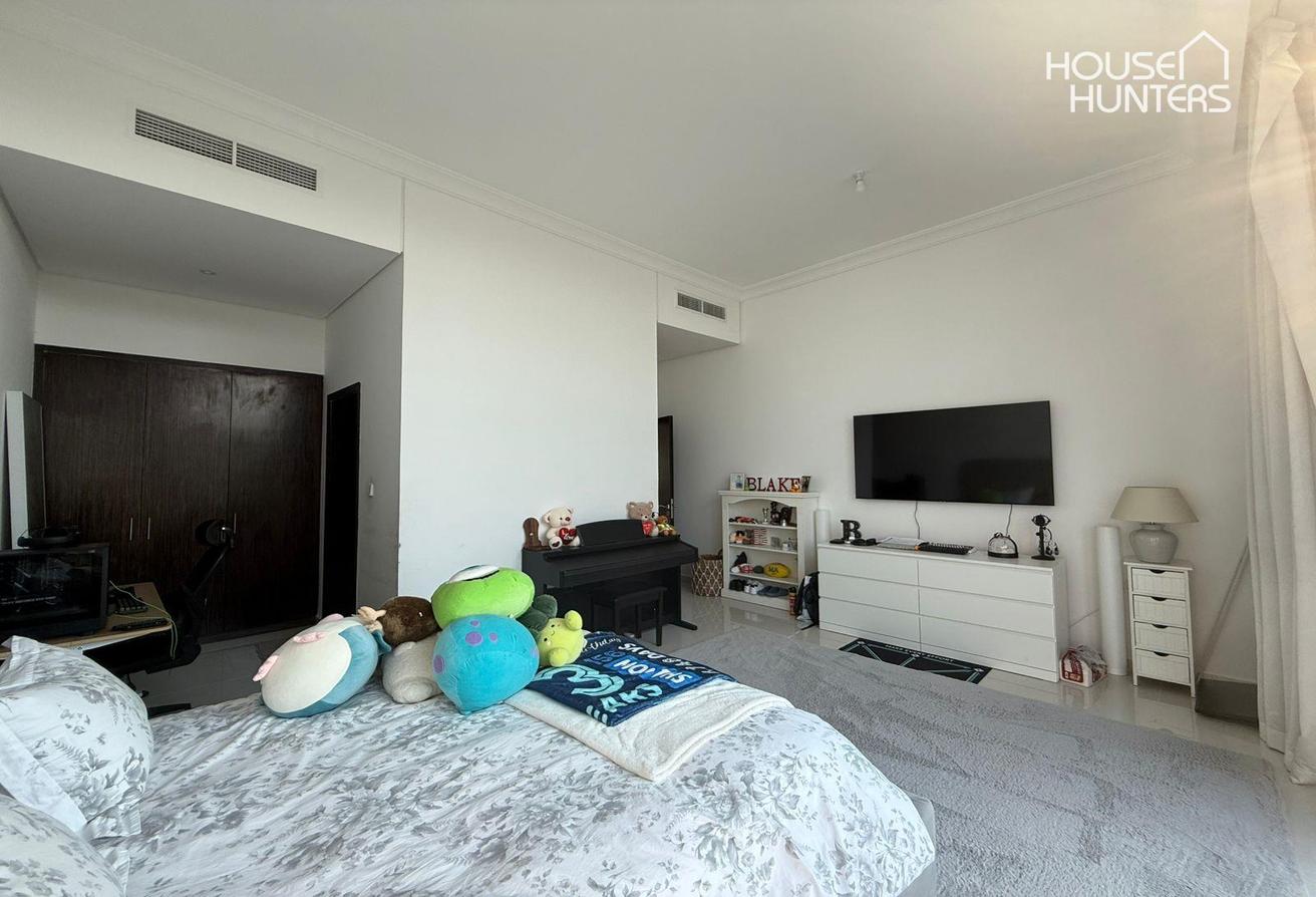 Golf View|Great Condition| Landscaped| Unfurnished photo 16