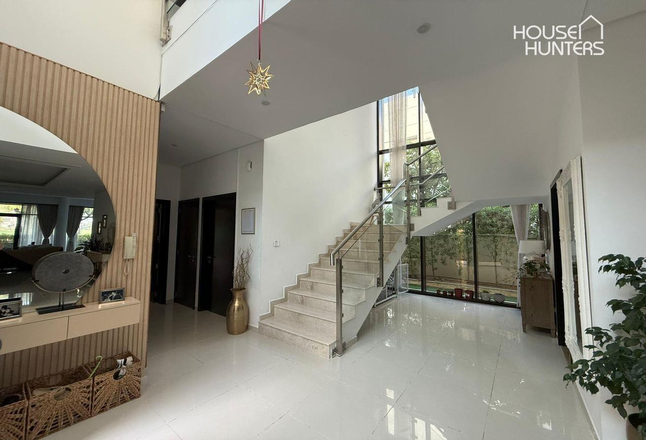 Golf View|Great Condition| Landscaped| Unfurnished photo 4