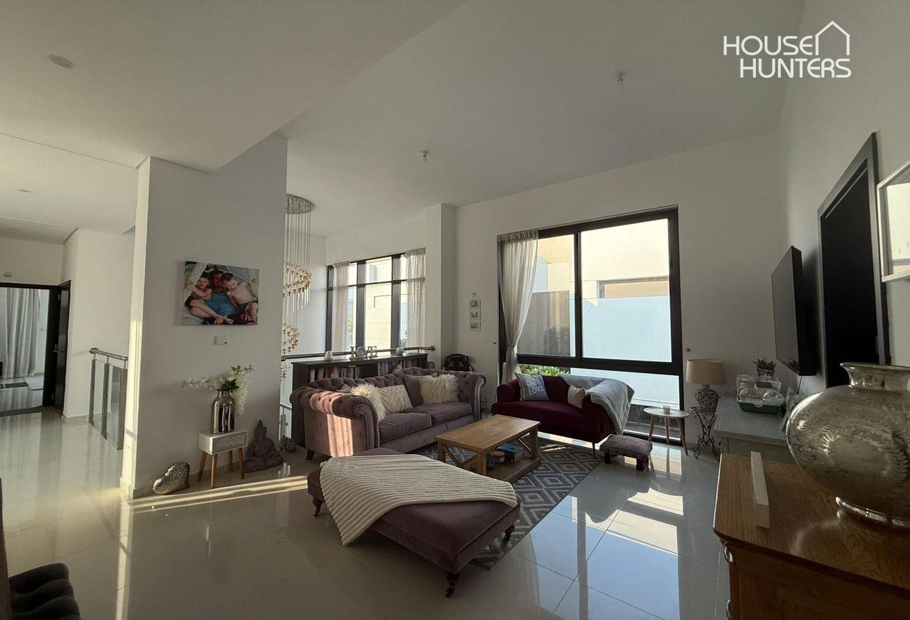Golf View|Great Condition| Landscaped| Unfurnished photo 7