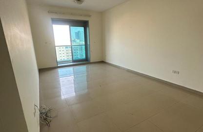 Apartment - 2 Bedrooms - 2 Bathrooms for rent in Corniche Tower - Ajman Corniche Road - Ajman