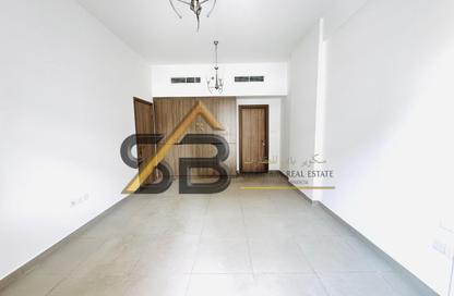 Apartment - 1 Bedroom - 2 Bathrooms for rent in Victoria Building - International City Phase 2 - Al Warsan 4 - Al Warsan - Dubai