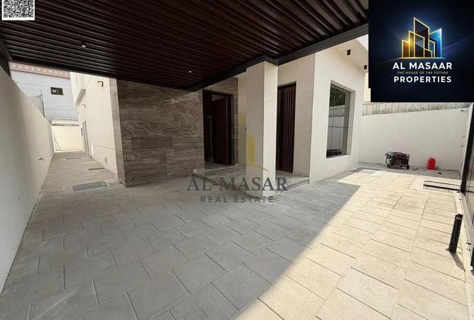 54389317 - صورة العقار 3