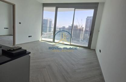 Apartment - 1 - 1 for rent in Peninsula Three - Peninsula - Business Bay - Dubai