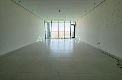 Apartment - 3 Bedrooms - 4 Bathrooms for rent in Al Mamzar - Al Mamzar - Sharjah - Sharjah