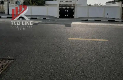 فيلا - 5 غرف نوم - 3 حمامات للايجار في الفيحاء - الشرق - الشارقة