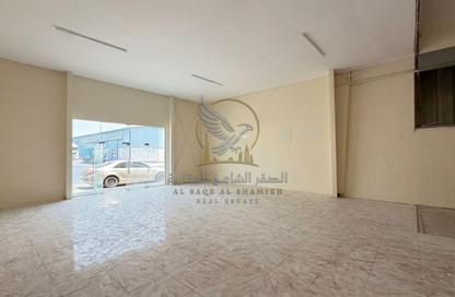 Warehouse - Studio for rent in Industrial Building 13 - Industrial Area 13 - Sharjah Industrial Area - Sharjah