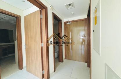 Apartment - 1 Bedroom - 2 Bathrooms for rent in Liwa Residence - Dubai Silicon Oasis - Dubai