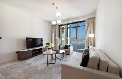 شقة - غرفة نوم - 1 حمام للبيع في برج Marina Vista 1 - مارينا فيستا - إعمار بيتشفرونت - دبي هاربور - دبي