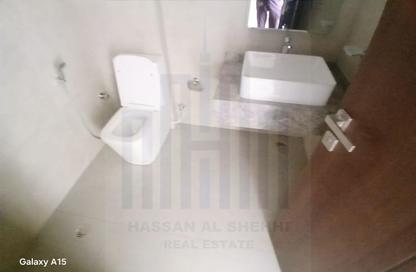 Apartment - 1 - 2 for rent in Muwailih Building - Muwaileh - Sharjah