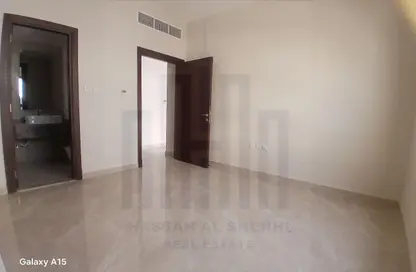 شقة - غرفة نوم - 2 حمامات للايجار في مبنى مويلح - مويلح - الشارقة