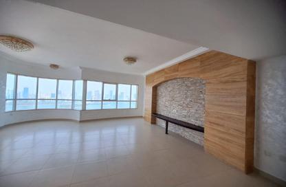 Apartment - 4 Bedrooms - 5 Bathrooms for rent in Blue Tower - Al Majaz 3 - Al Majaz - Sharjah Apartment - 4 Bedrooms - 5 Bathrooms for rent in Blue Tower - Al Majaz 3 - Al Majaz - Sharjah