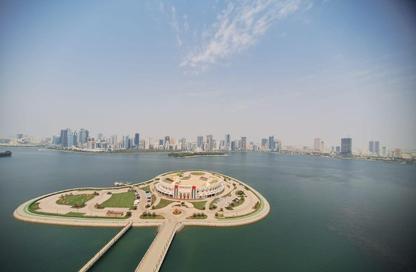 Apartment - 4 Bedrooms - 5 Bathrooms for rent in Blue Tower - Al Majaz 3 - Al Majaz - Sharjah