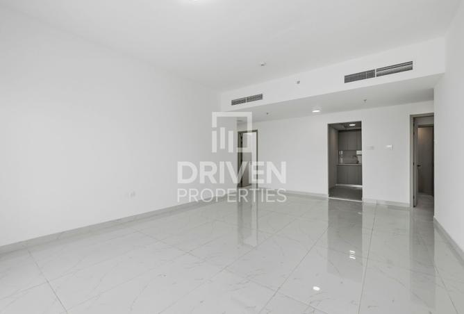 Large Layout | Flexible Payment | Vastu Complaint photo 3