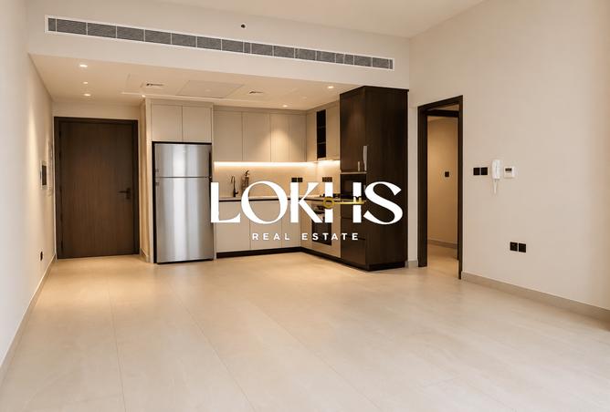 114163835 - Property Image 2