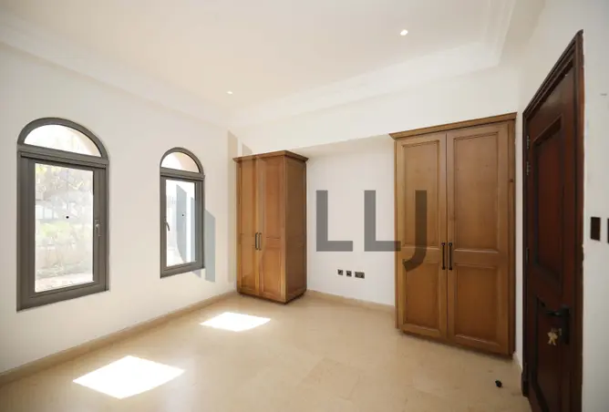 152844796 - Property Image 2