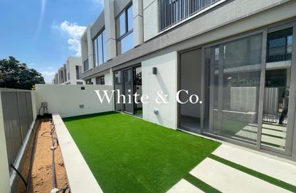 Townhouse - 3 Bedrooms - 4 Bathrooms for rent in Aura Gardens - Tilal Al Ghaf - Dubai