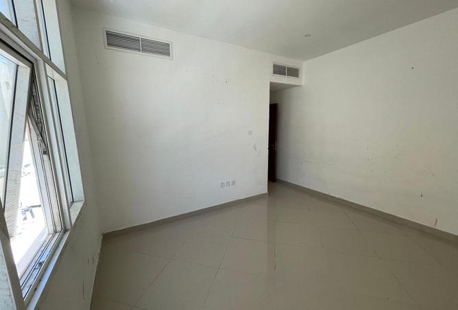 87452288 - Property Image 2