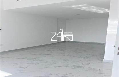 Duplex - 3 - 3 for sale in Oasis Residences - Masdar City - Abu Dhabi