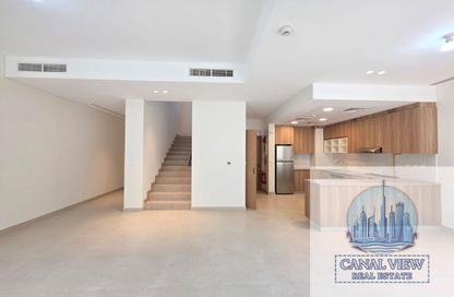 Townhouse - 3 - 4 for rent in Bloom Living - Zayed City (Khalifa City C) - Khalifa City - Abu Dhabi