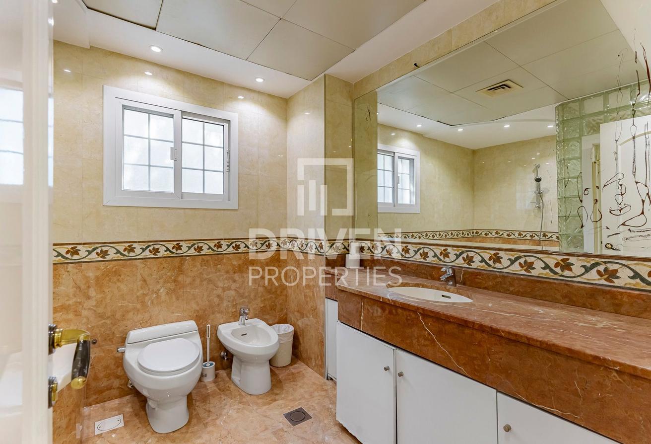 Spacious Villa | Well Maintained | Prime Location photo 26